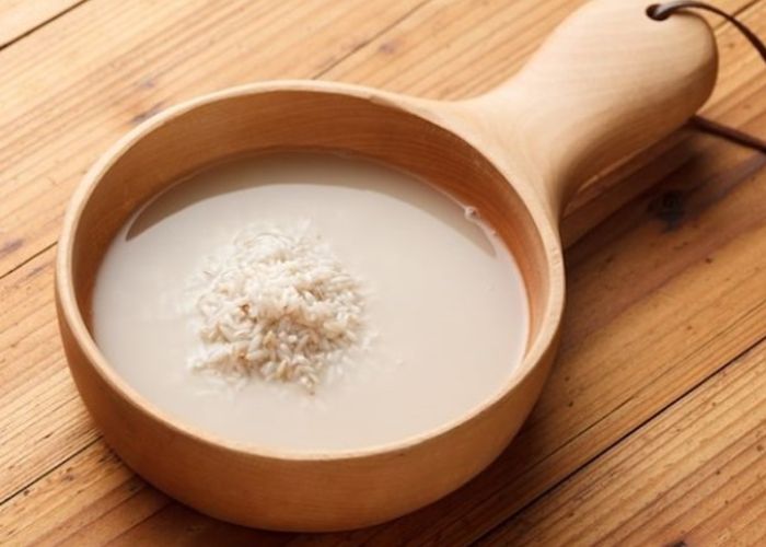 nước vo gạo Nhật làm sáng da